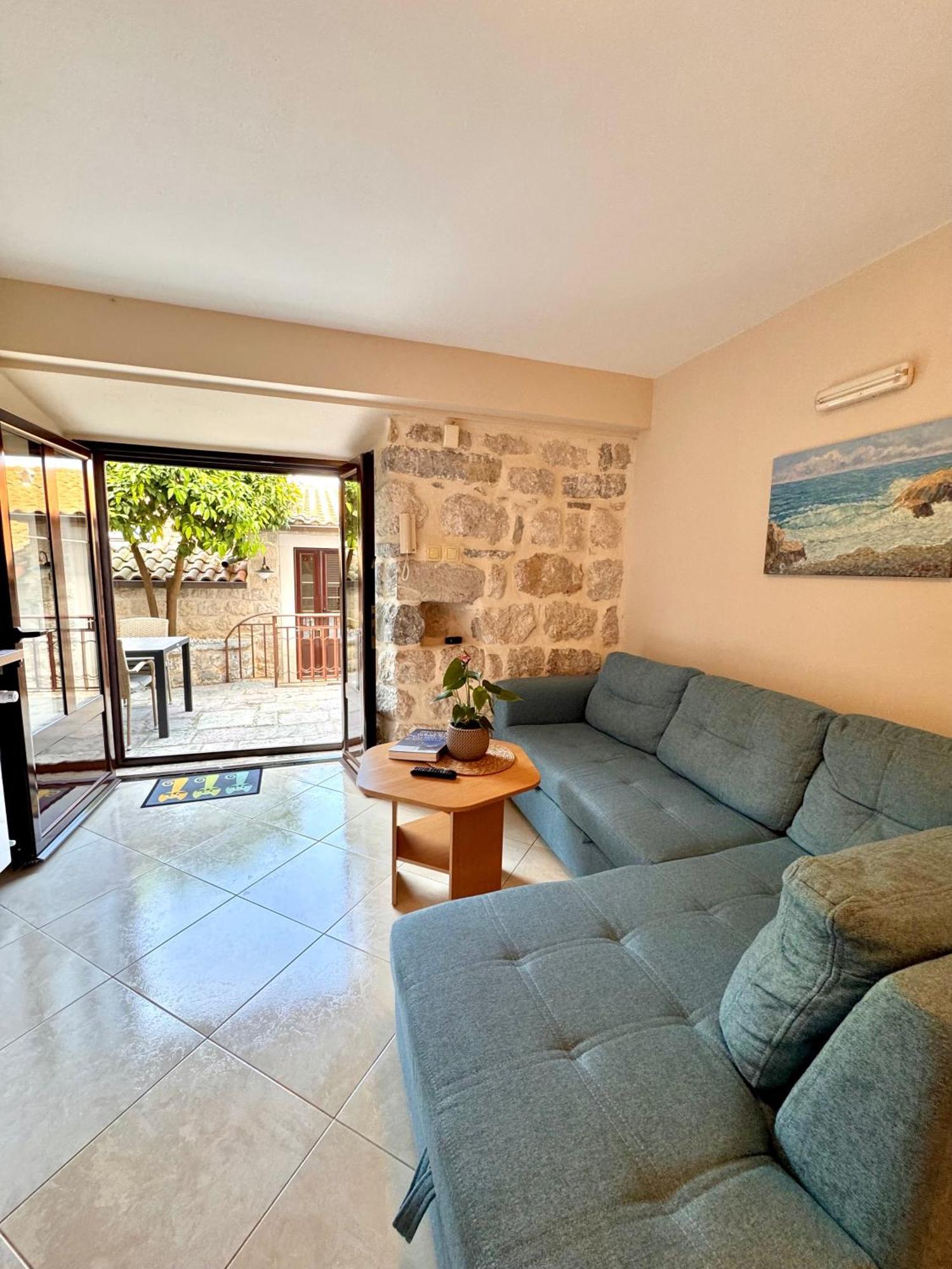 Apartments Radonicic Котор Екстериор снимка