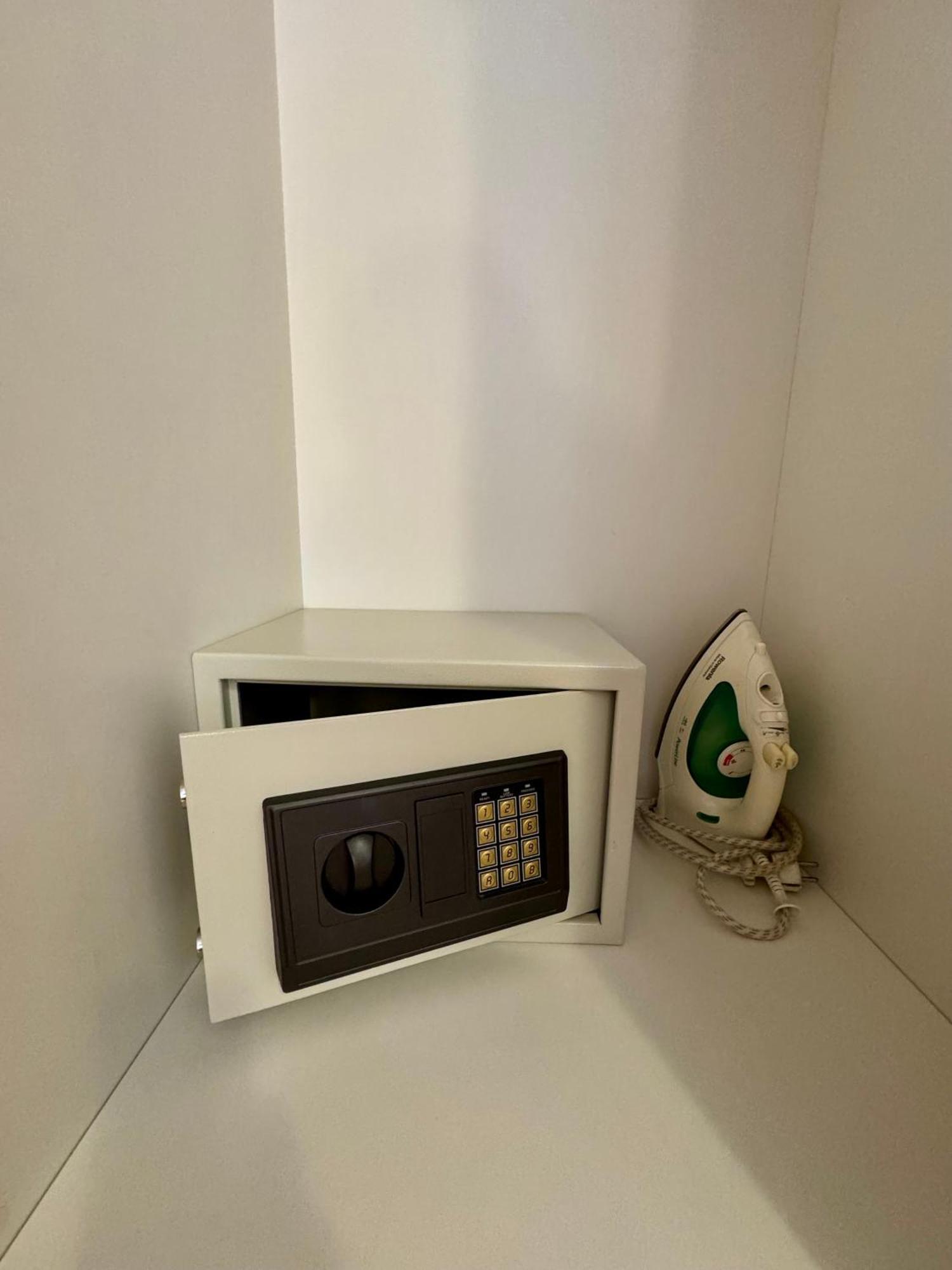 Apartments Radonicic Котор Екстериор снимка