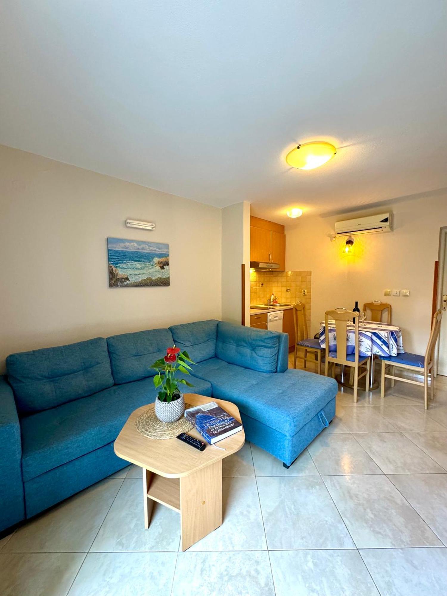 Apartments Radonicic Котор Екстериор снимка